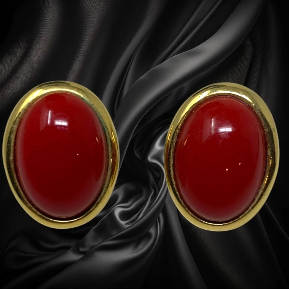 Vintage 1980s Trifari Large Gold & Red Cabochon Pierced Earrings Couture Jewelry - Picture 6 of 6